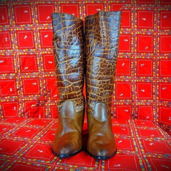 Vtg 1970s DESIGNER Etienne Aigner Alligator 2Tone Brown TALL Riding Boots Sz 7.5 - Picture 2 of 7